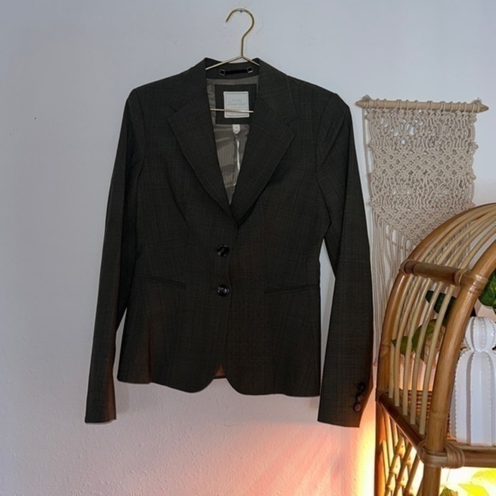 The Limited Dark Gray Perfect Travel Suit Blazer Sz.4 NWT!